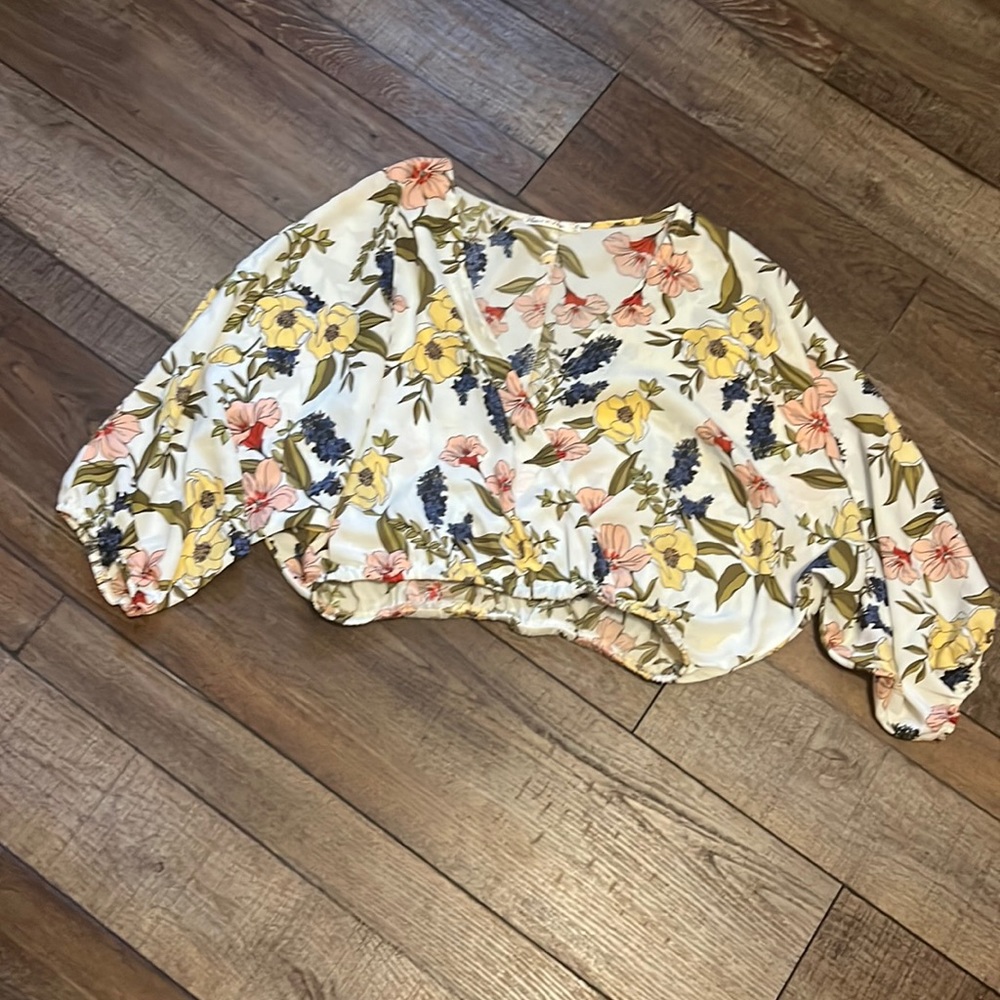 Heart & hips blouse